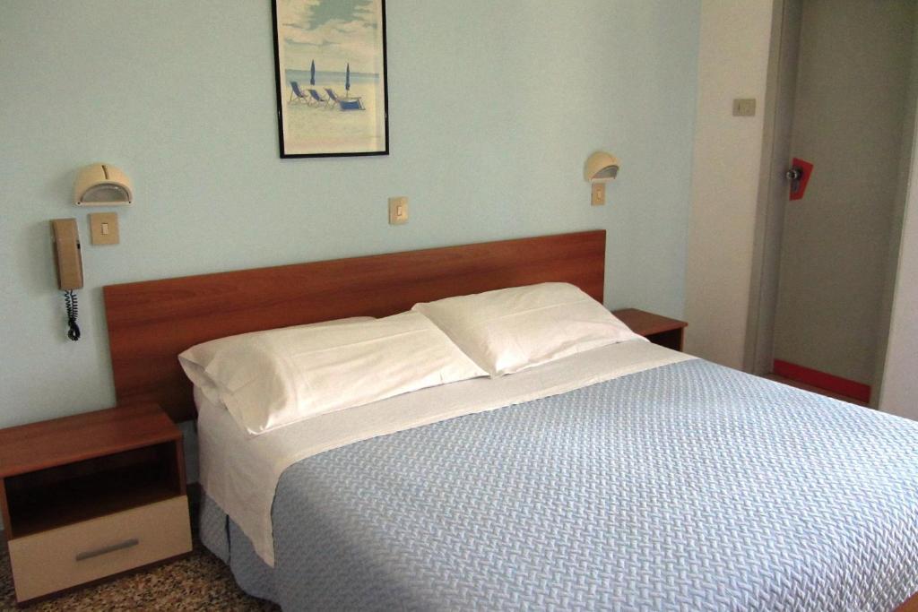 Hotel Toledo Rimini Esterno foto